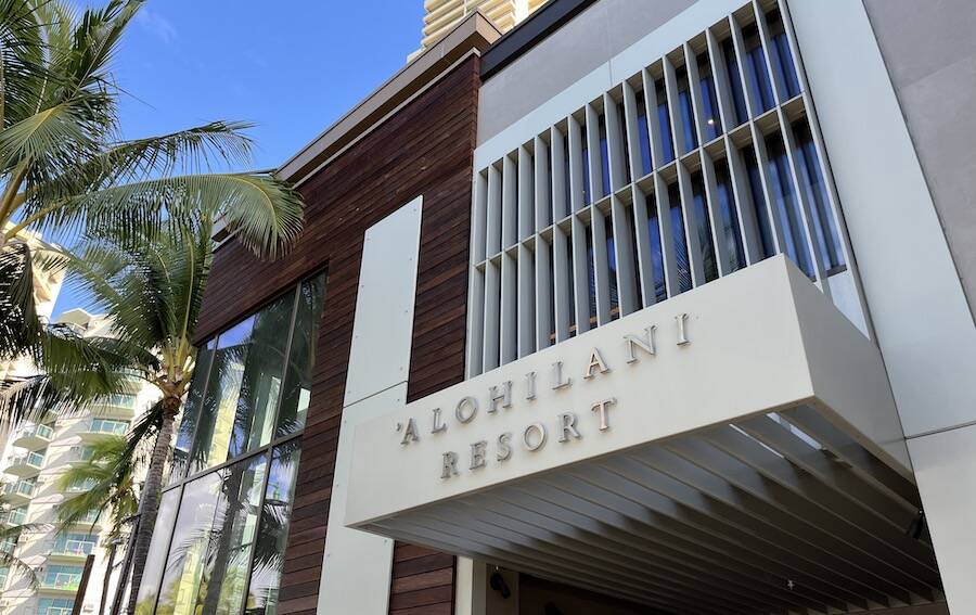 Alohilani Resort Waikiki Beach Airport Shuttle